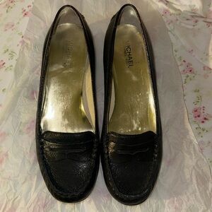 Michael Michael Kors size 7.5 M Black Leather slip on Shoes
